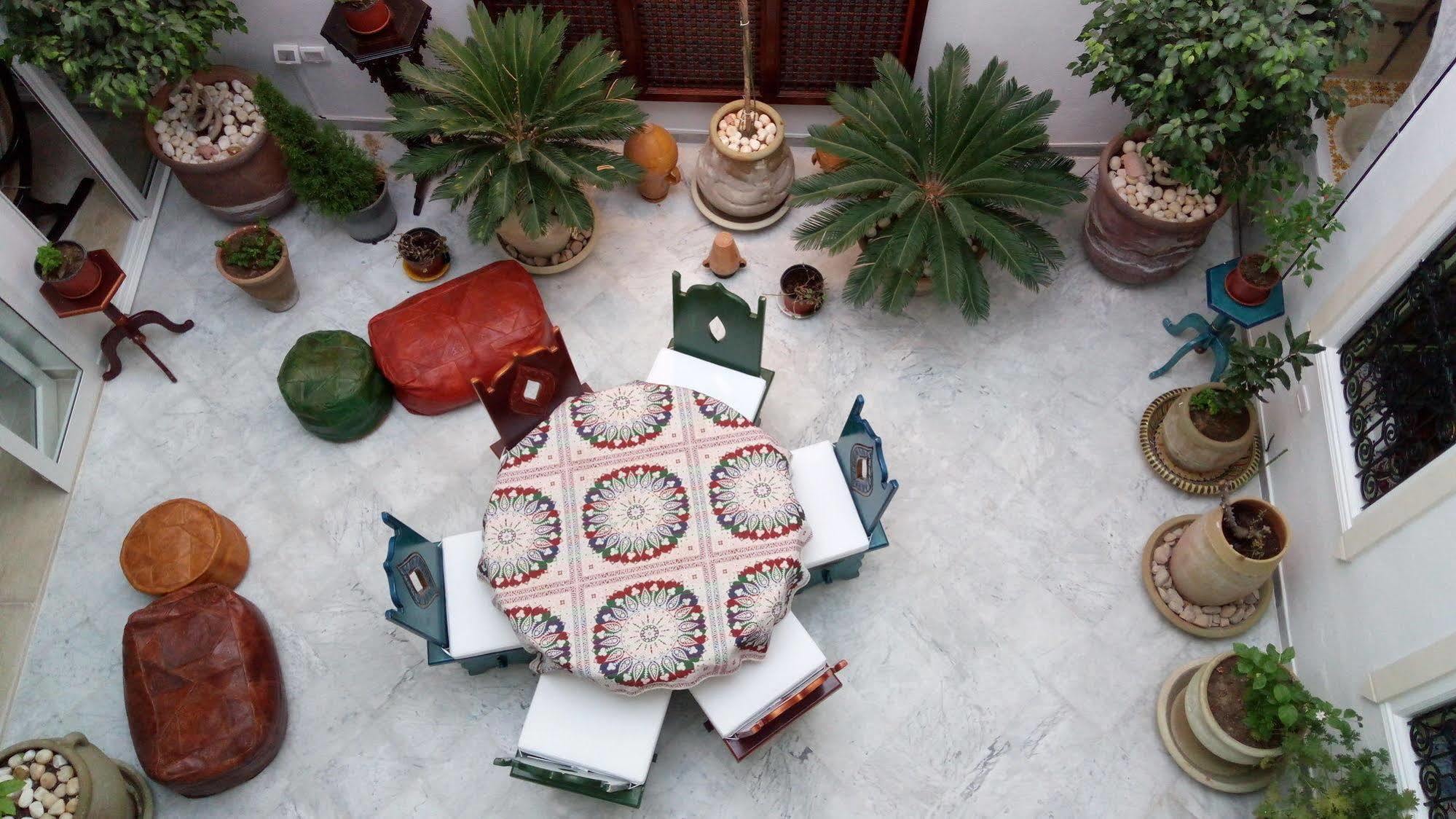 Hotel El Patio Courtyard House Tunis Exterior foto
